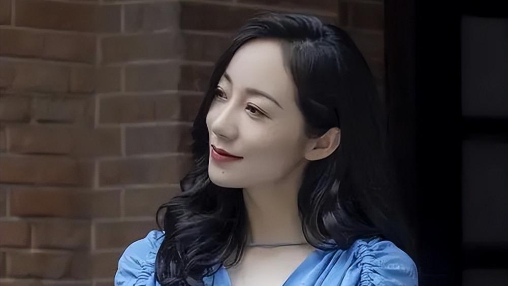 身价过百亿，坐拥北京一条街，出门私人飞机，京圈内的富婆都有谁