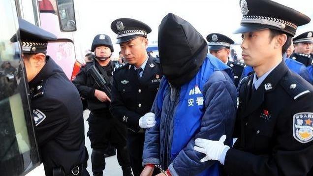 潜伏在我国政界军界的4大间谍，全都是领导层，造成国家重大损失