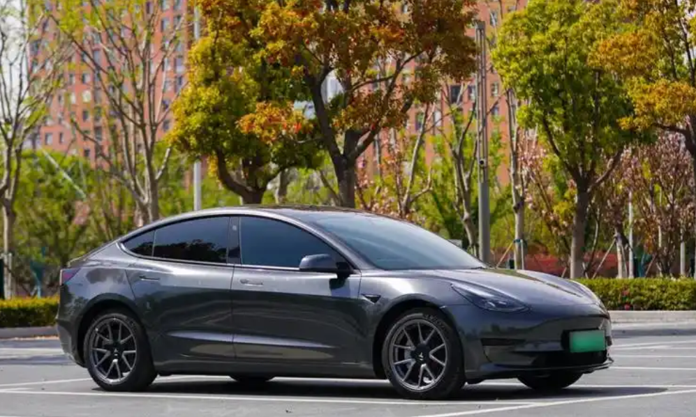 智界S7和Model 3的销量差距已经飙升到91.8倍
