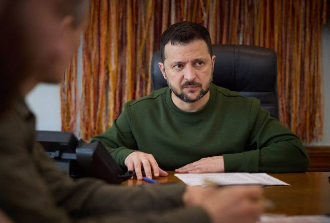 泽连斯基终于承认，有乌军部队当逃兵，导致大量乌军阵亡或被俘。据俄新社4月13日报