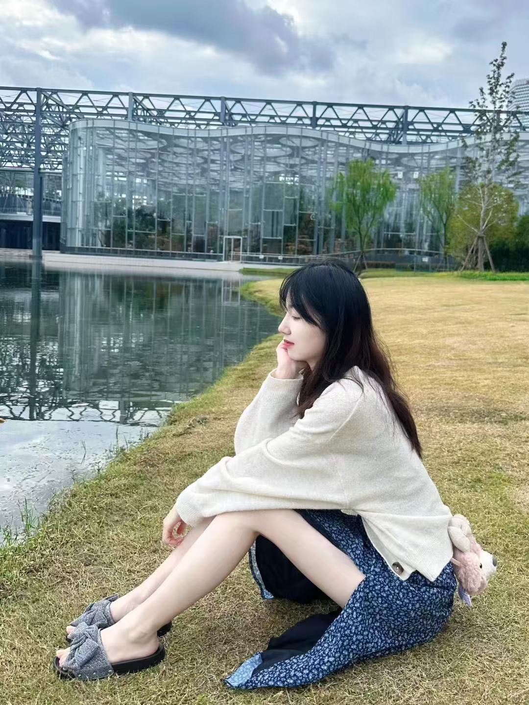 我和小姨子偷偷在一起快半年了哈哈哈哈
