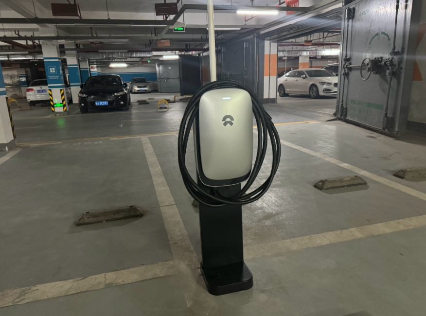 听我一句劝，能装20kW以上充电桩就一定要提前装上，免得以后再也装不上。
现在很