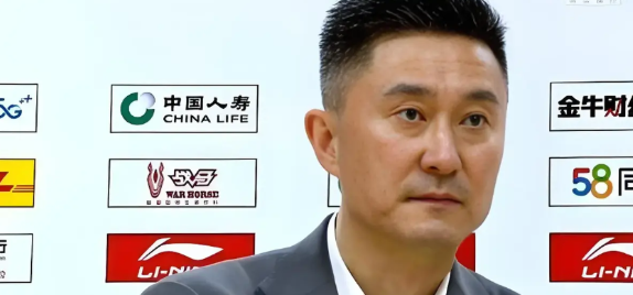 丢人现眼，广东81-115上海，一战彻底看清了这3名球员

1、王哲林，打爆了莫