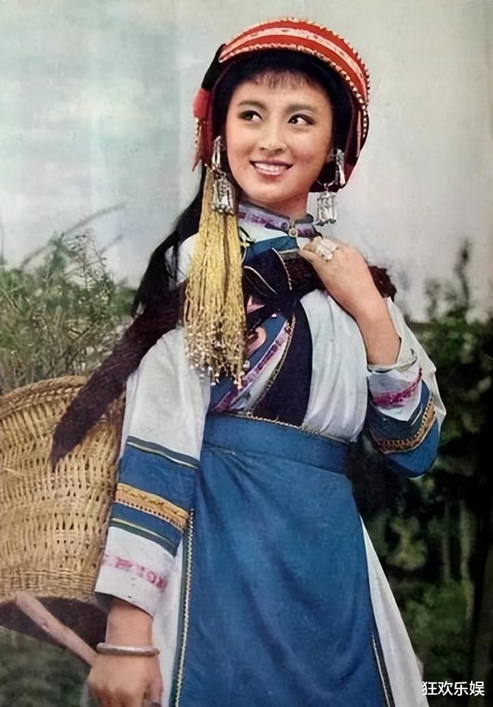 她是第一个被枪毙的女星，曾火遍大江南北，临终前：我是有功之臣（第一摄政王妃）-第17张图片-九妖电影