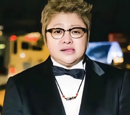 韩红，没想到，
又添一身份……

万万没想到，新身份对她而言，好处多多！被爆料，