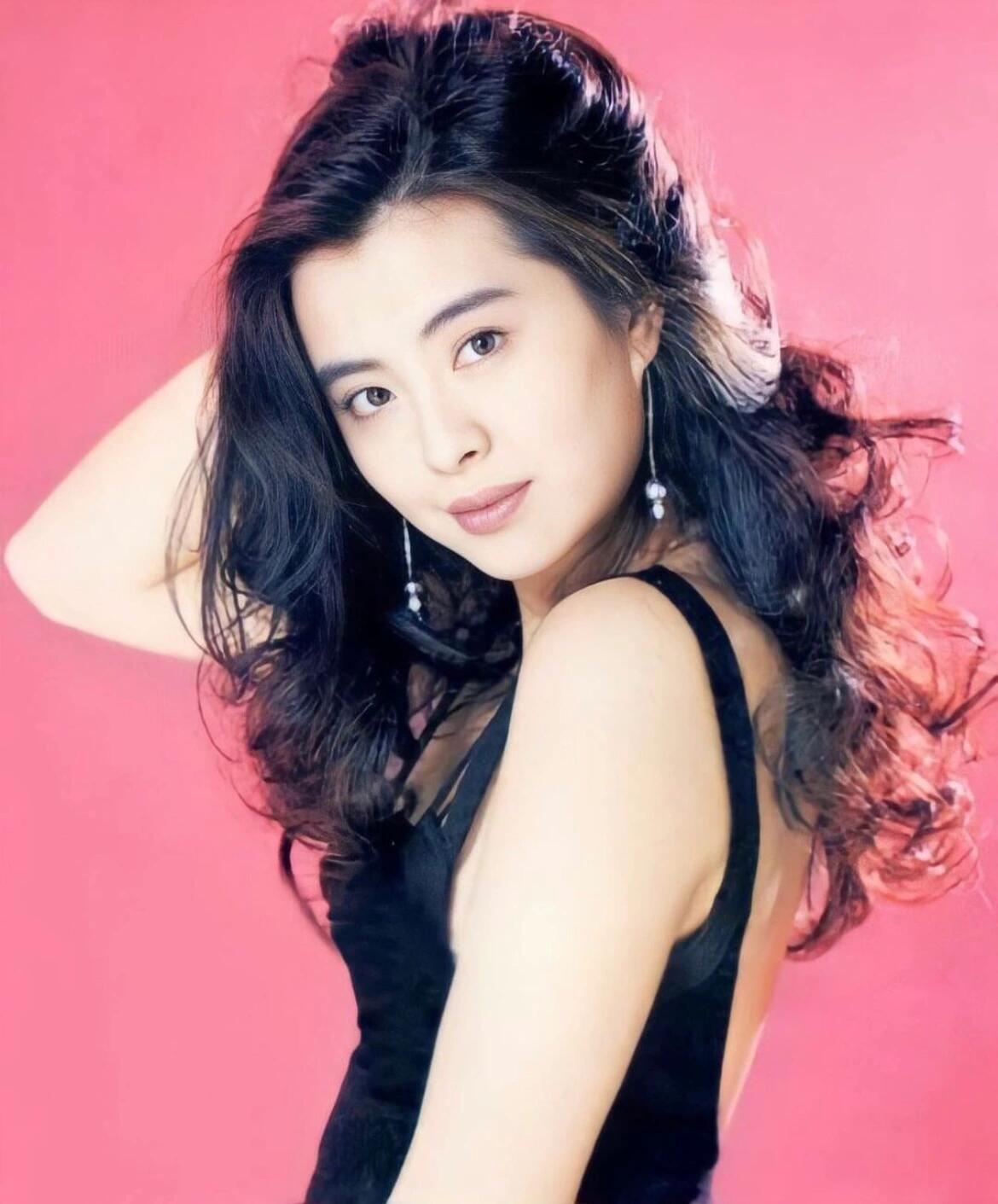 主打一个松弛大气王祖贤