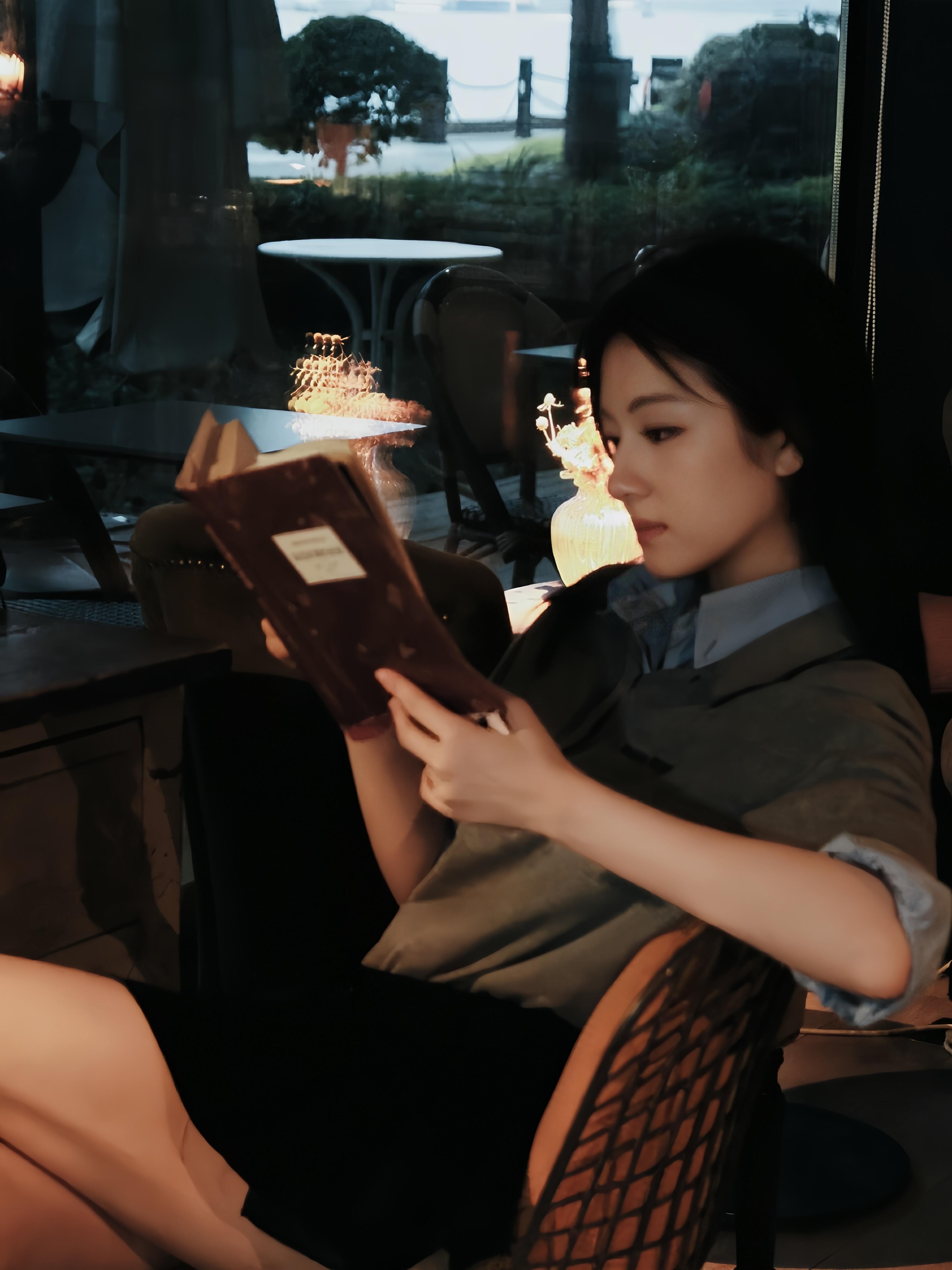 她真的好好看啊