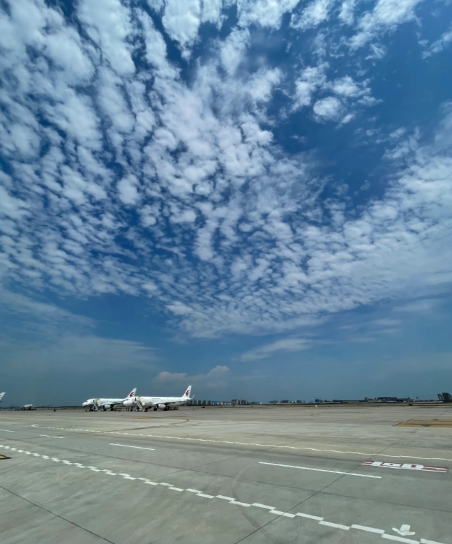 自0713翻红后，看了他们很多综艺，其中快发二——东北之旅给我留下了深刻的印象，