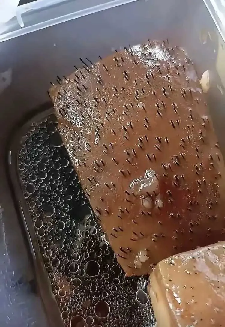 这五花肉 可以拿来刷鞋了