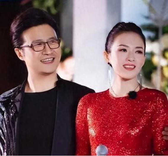 当年，葛荟婕被汪峰赶出家门，她不甘心：“我好歹也给你生了一个孩子，多少给点分手费