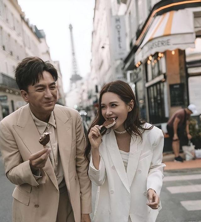 杭天琪:曾9次上春晚,46岁高龄生子,如今婚姻状况如何?(周冰倩个人资料简介)-第18张图片-九妖电影 杭天琪:曾9次上春晚,46岁高龄生子,如今婚姻状况如何?(周冰倩个人资料简介)-第18张图片-九妖电影