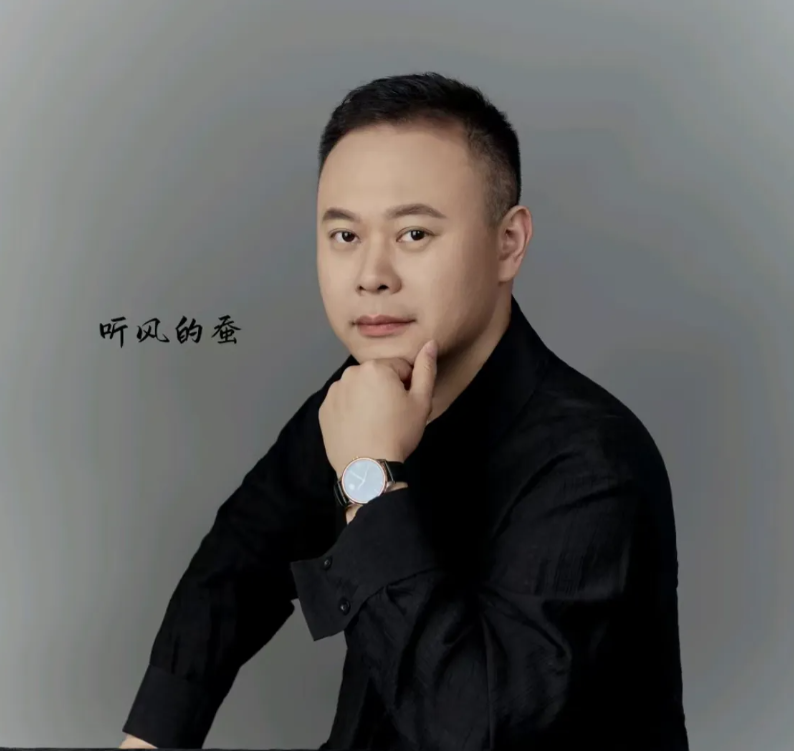 “听风的蚕”，广大网友们，我们共同为他祈祷，祝福他早日康复

1. 军事迷心中的