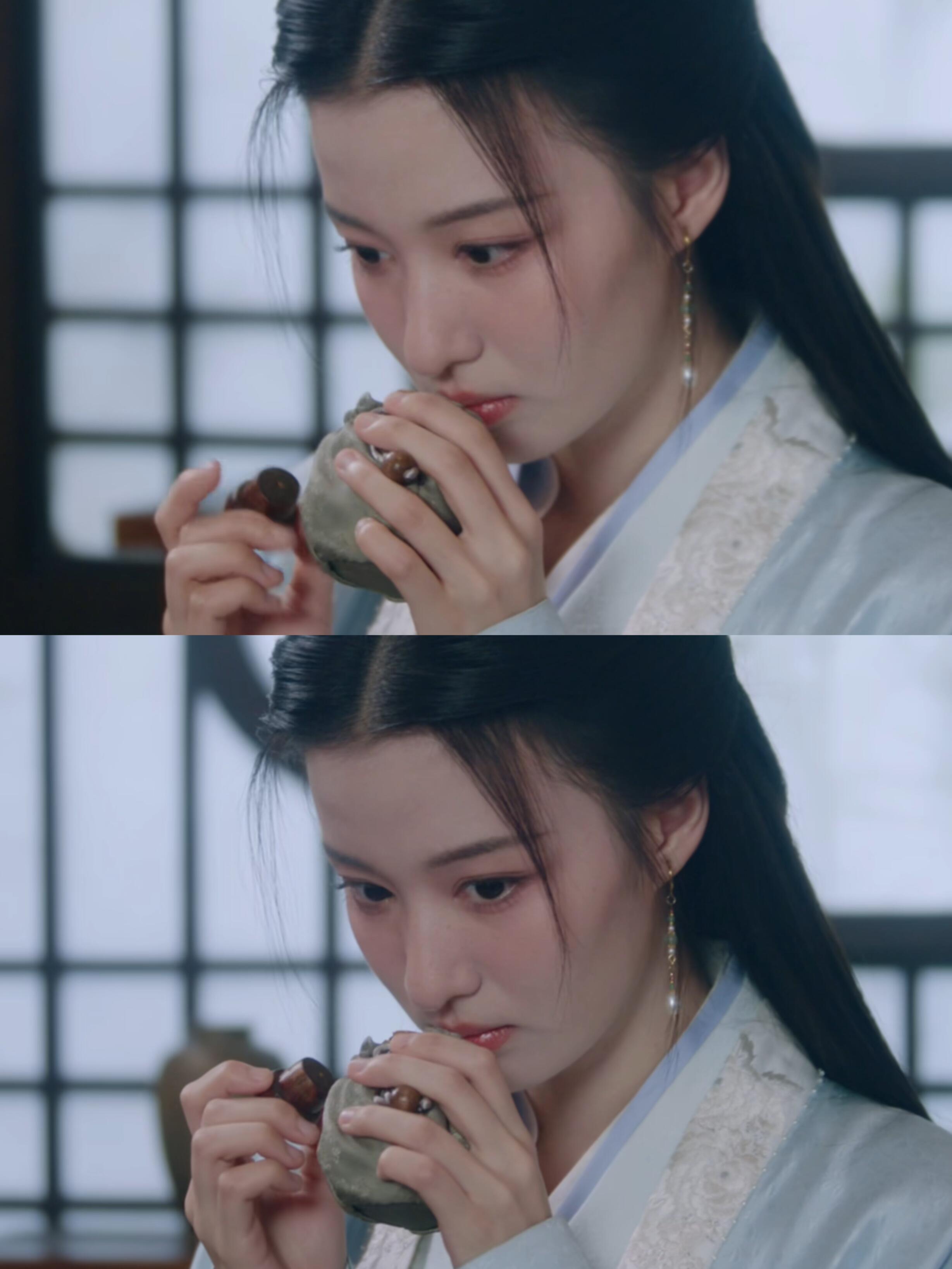 真正打动她的正是这份隐匿又拿得出手的爱