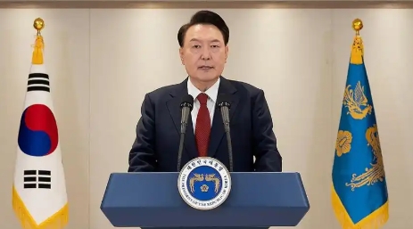 韩国本周进入弹劾超级周！
从周一到周四，宪法法院的主要弹劾审判辩论每天都在进行，
