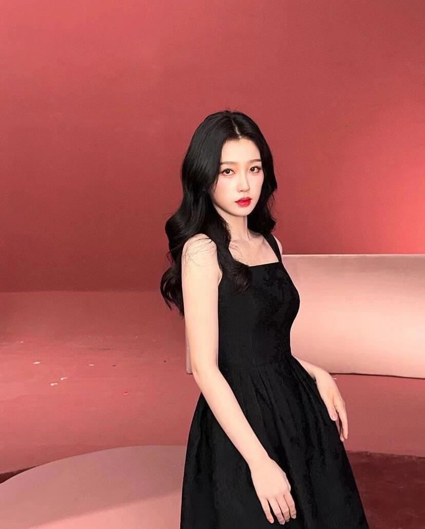 虞书欣——清秀美丽