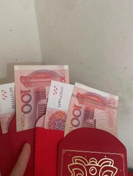 大家发现了没， 在农村， 如果你有三五十万存款， 县城有个全款的房子， 村里有两