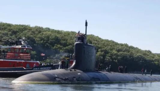 “局座预言成真了？”2024年11月15日，英国方面报道称，美国海军弗吉尼亚号核