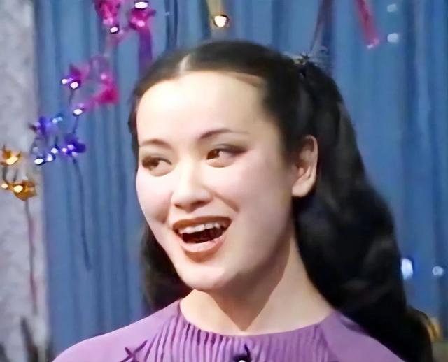 因春晚一夜成名,56岁却客死异国,她的一生充满了遗憾(春晚死亡五分钟视频)-第6张图片-九妖电影 因春晚一夜成名,56岁却客死异国,她的一生充满了遗憾(春晚死亡五分钟视频)-第6张图片-九妖电影