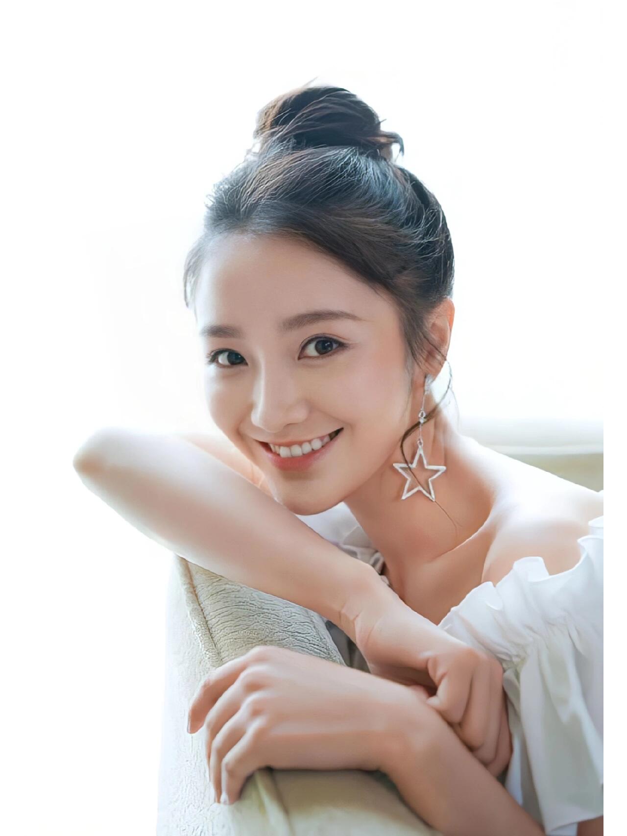 肖燕很美呀