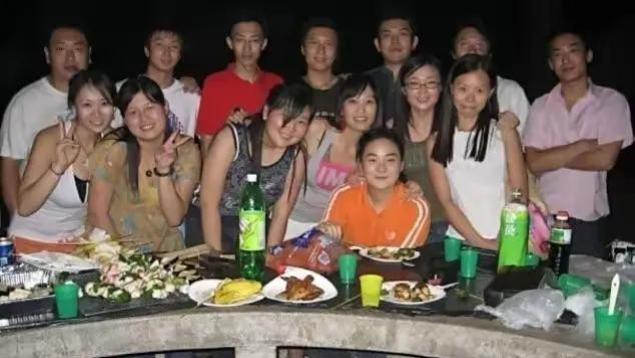 东北女孩与美国老公离婚，次日闪婚56岁意大利男子，两人都是三婚