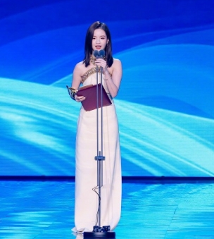 李庚希金鹿奖影后