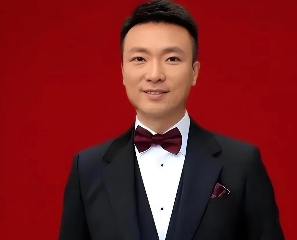 央视新闻康辉后转岗，主播播报阵容发生了大变动！

康辉——转岗，负责节目策划和新
