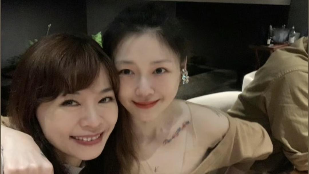 人物||大S骤逝，“侠女”下凡历劫，东亚女性被迫坚强的一生……
