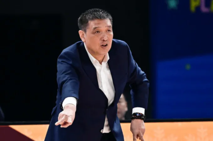闵鹿蕾：大家做的非常不错，攻防两端严格按照赛前布置执行