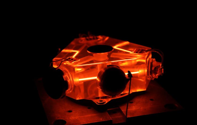 如果北斗导航卫星全部被敌人打掉，东风导弹还能打到敌人本土吗？
这当然是可以的是，