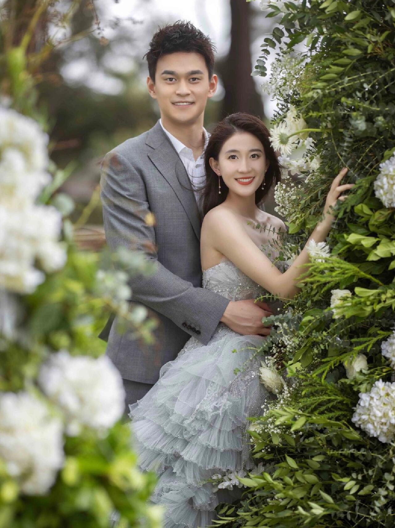 孙杨张豆豆，结婚照公布甜度爆表！