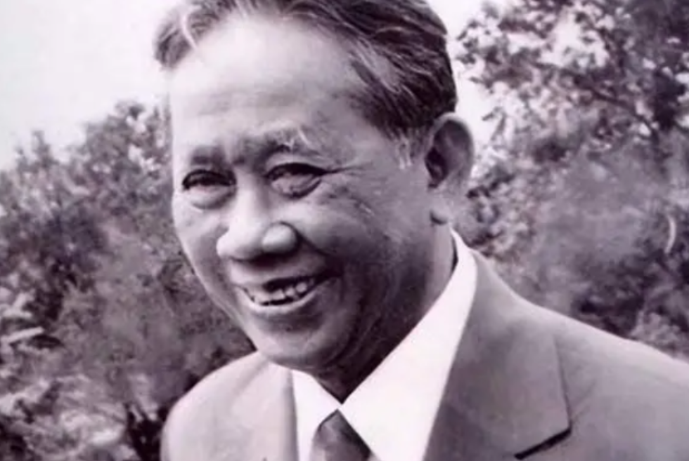 1986年，中越战争的罪魁祸首，因为一己私欲和野心而使得数十万中越百姓、战士悲惨
