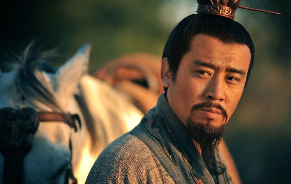 《三国演义》一直说刘备很忠实，但你看看他对待魏延的做法，简直和奸诈小人差不多。