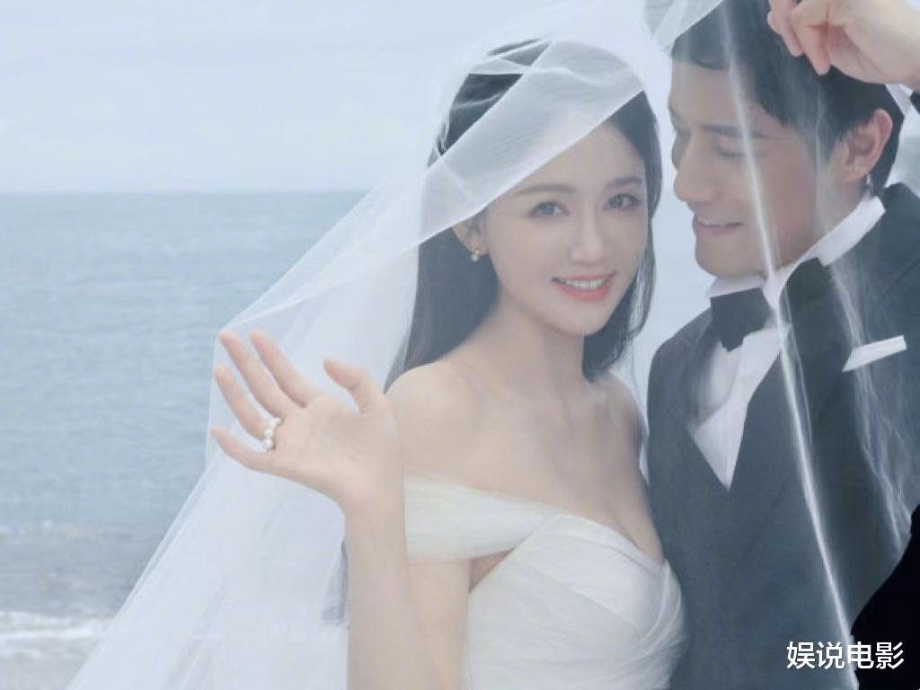 陈乔恩曾伟昌结婚，伴娘伴郎团曝光，七朵花成员明道郑元畅亮相（陈乔恩曾伟昌节目外有互动吗）-第2张图片-九妖电影