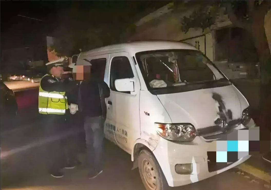 “交警败诉！”山西怀仁，一男子酒后驾驶微型面包车回家时，现场呼气式酒精测试结果为