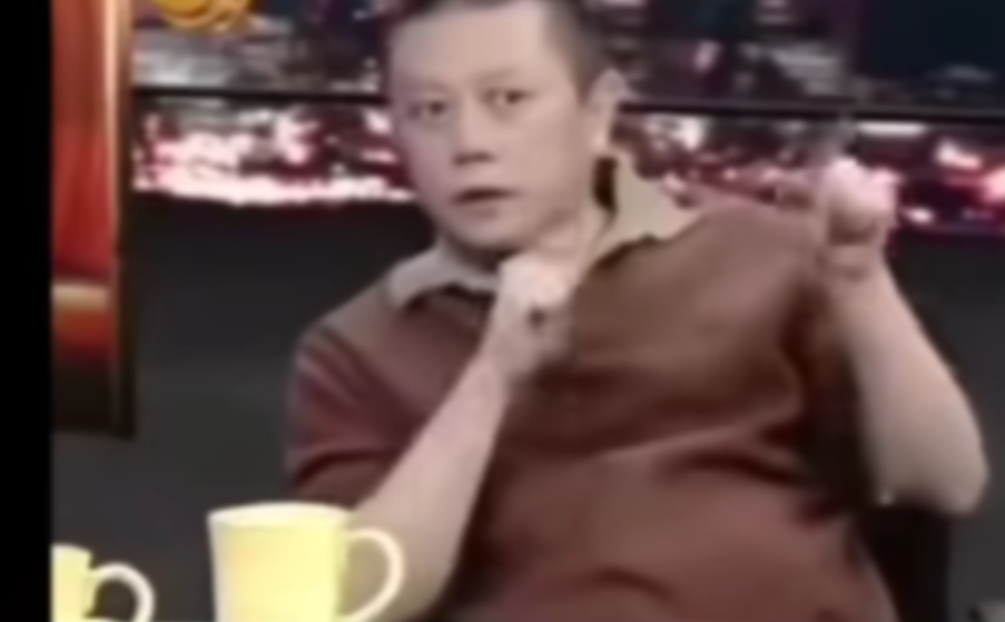 2007年王朔表示，台湾根本就不必打，台湾根本就不必打，一群台南土鳖而已，只需要