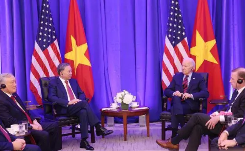 越南书记、主席苏林在纽约会见美国总统拜登

苏林对拜登为越南和越美关系给予的感情