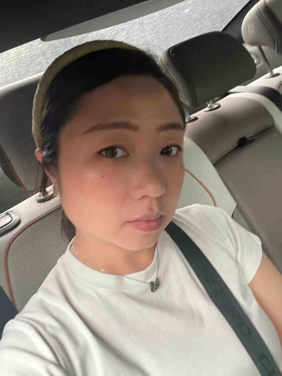23岁男友嫌弃我顔值不够高要分手，怎么办