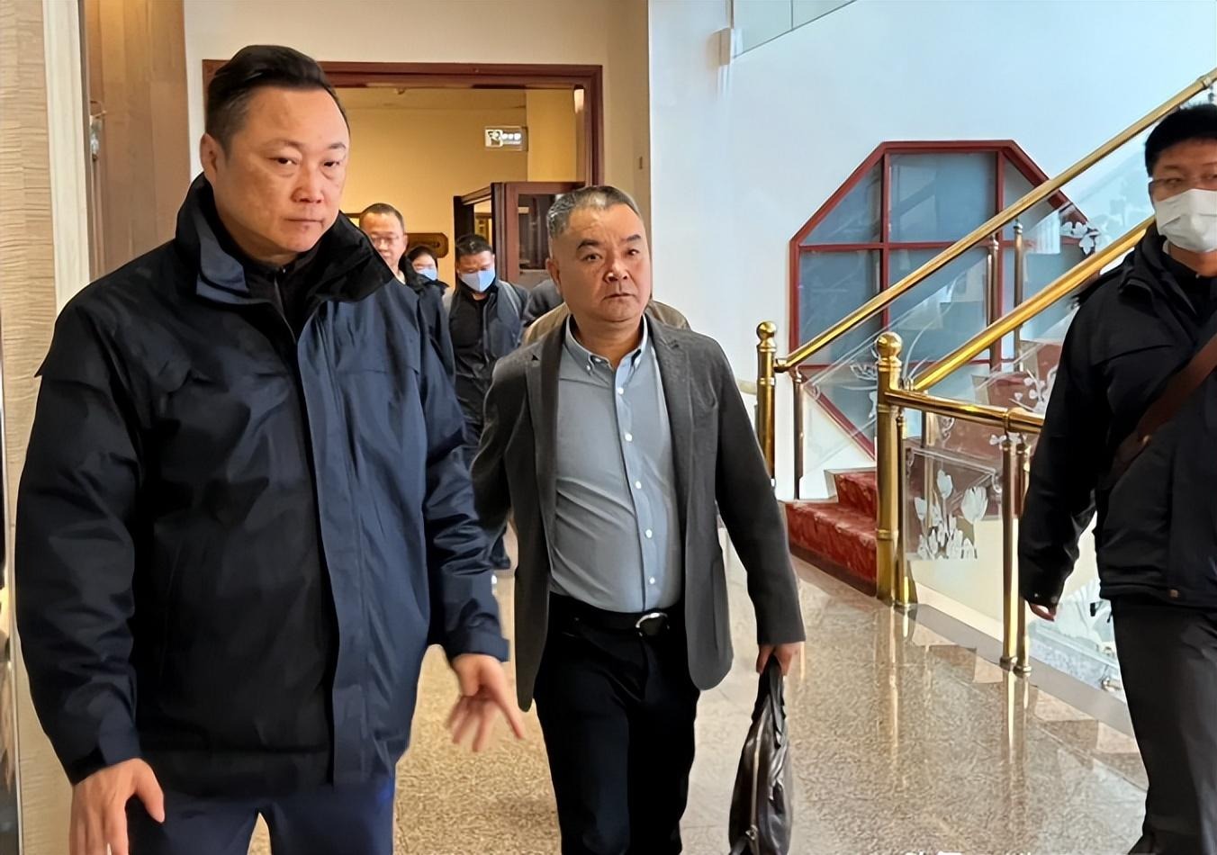 马英九前智囊访陆返台后，深感不妙：若大陆动武不足为怪！作为马英九前智囊、国民党资