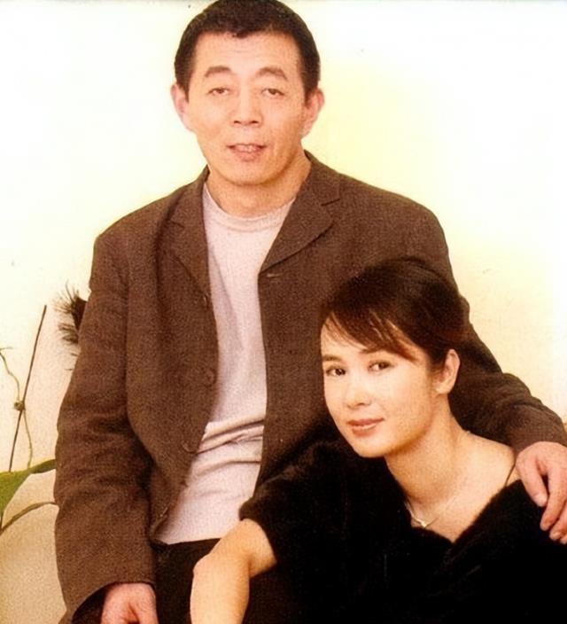 因太漂亮被导演收入囊中的5位女星！有一位戏还没拍完就怀孕了（做导演的女演员叫什么）-第15张图片-九妖电影