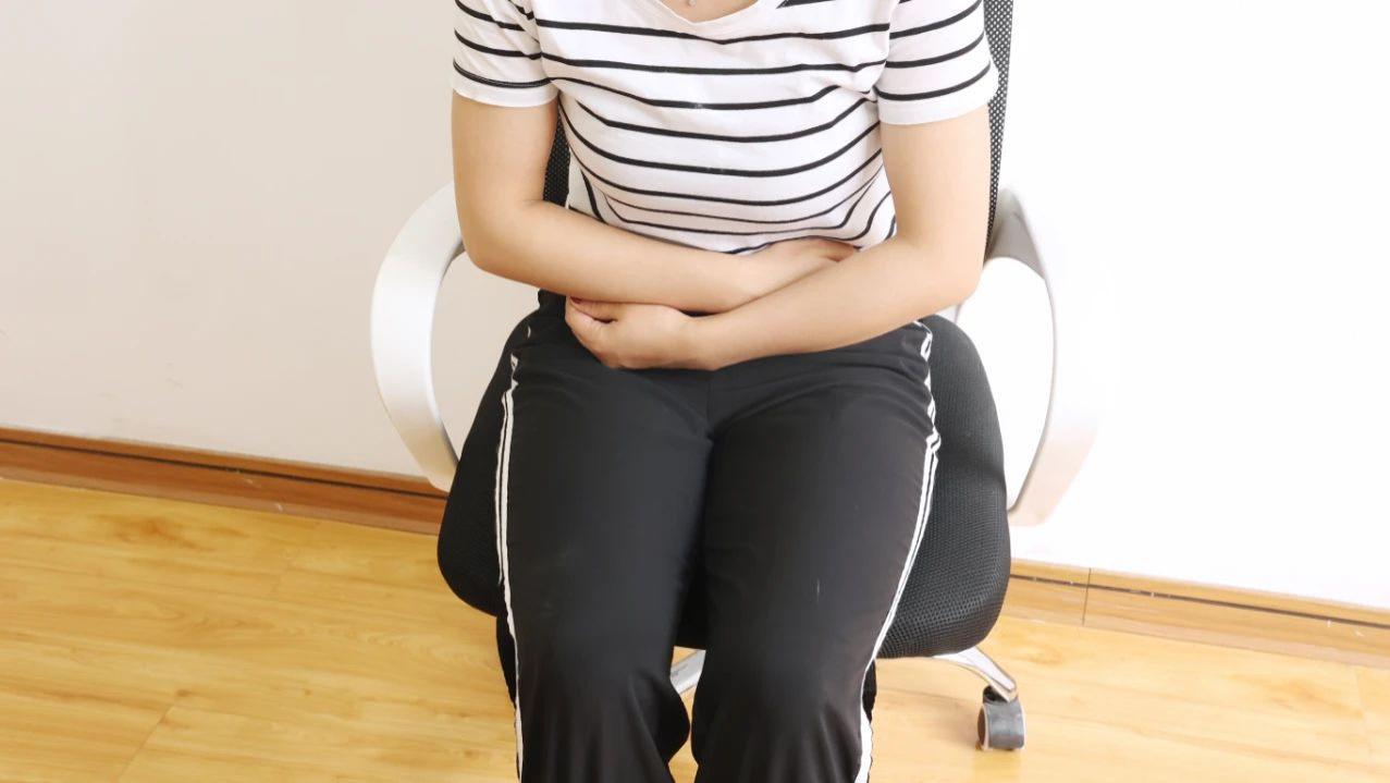 体内有癌，腹部知道！一旦发现腹部有这4种症状，就要及时检查