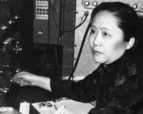 1973年女科学家吴健雄回国后，见到周总理：我有句话不知道能不能说。
1973年