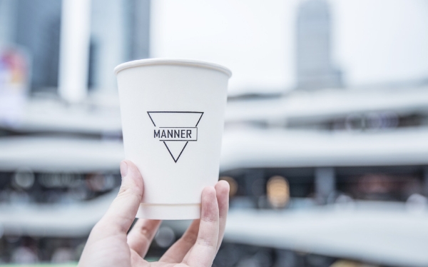 Manner受访咖啡师透露，即便是一线城市，Manner的咖啡师月薪也基本约在5