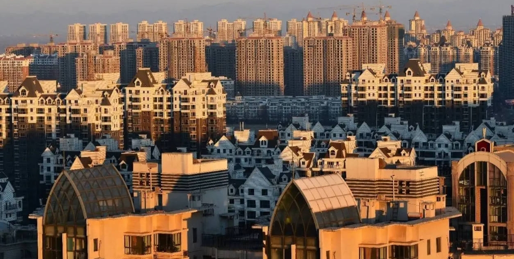 楼市宽松期，你以为捡漏时机到？
醒醒吧，朋友们！这游戏变了。
一线放宽限购，首付