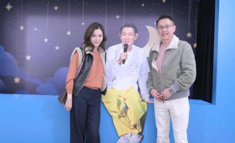 李嘉欣曾是惊艳众人的港姐冠军，在演艺界留下诸多倩影。近日，她与丈夫现身刘德华演唱
