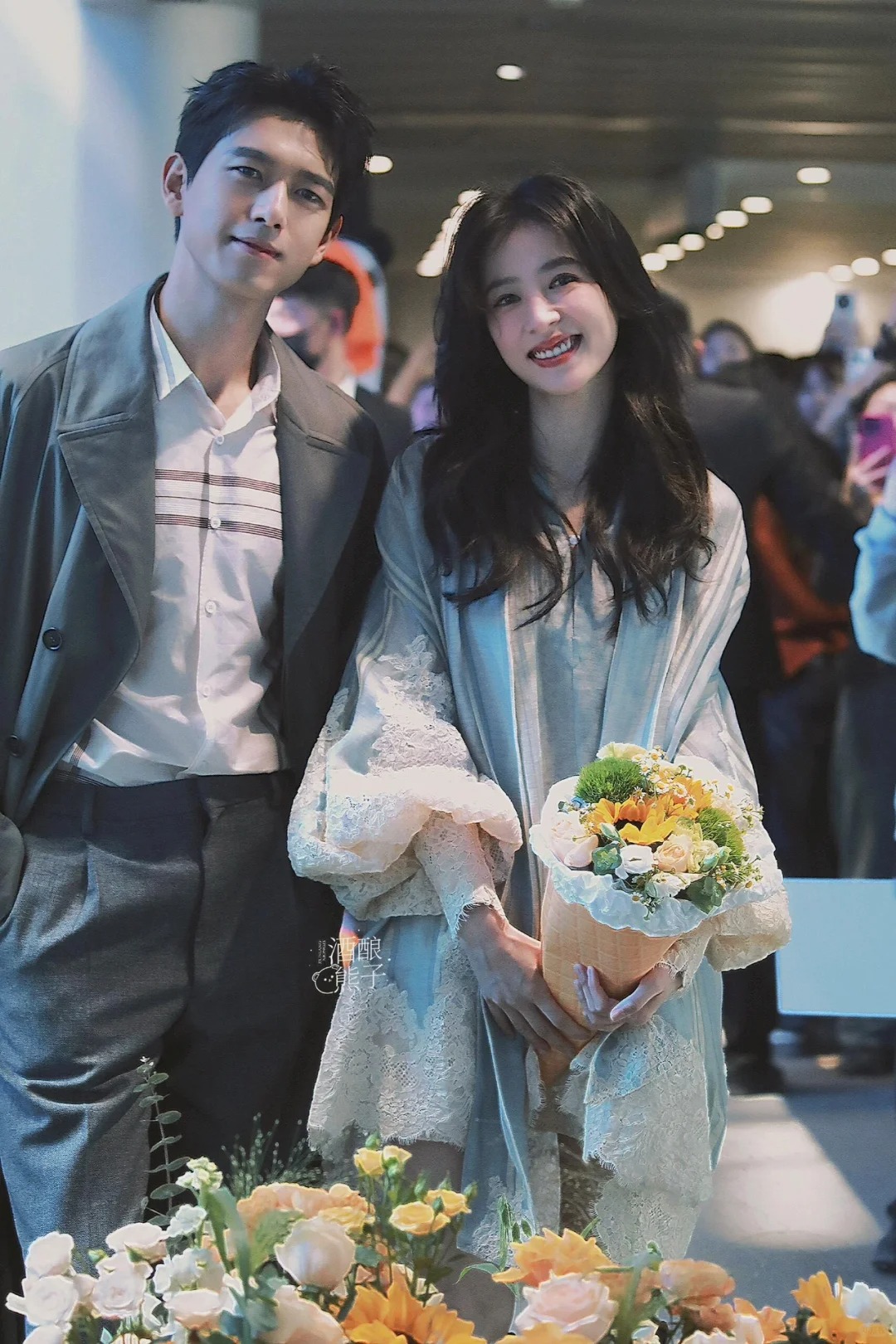 啊啊啊～这件也太好看了吧
姐妹们这件喜欢不喜欢

准备开版了原版1万多
