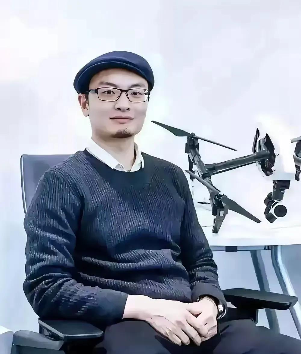 大疆如何成为美国的“头疼源”？揭秘背后的二十二个大原因！
1.第一个： 首先，