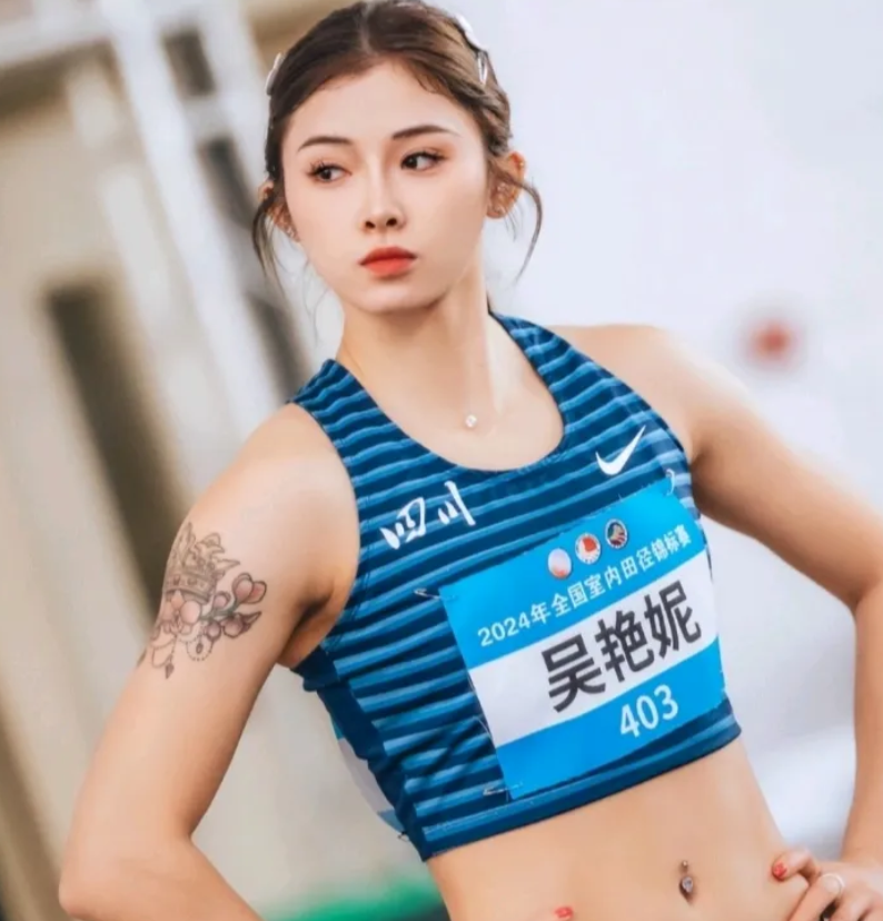 实话实说！下面四位女运动员你最喜欢谁？
一，吴燕妮(田径运动员)
二，黄张嘉洋(