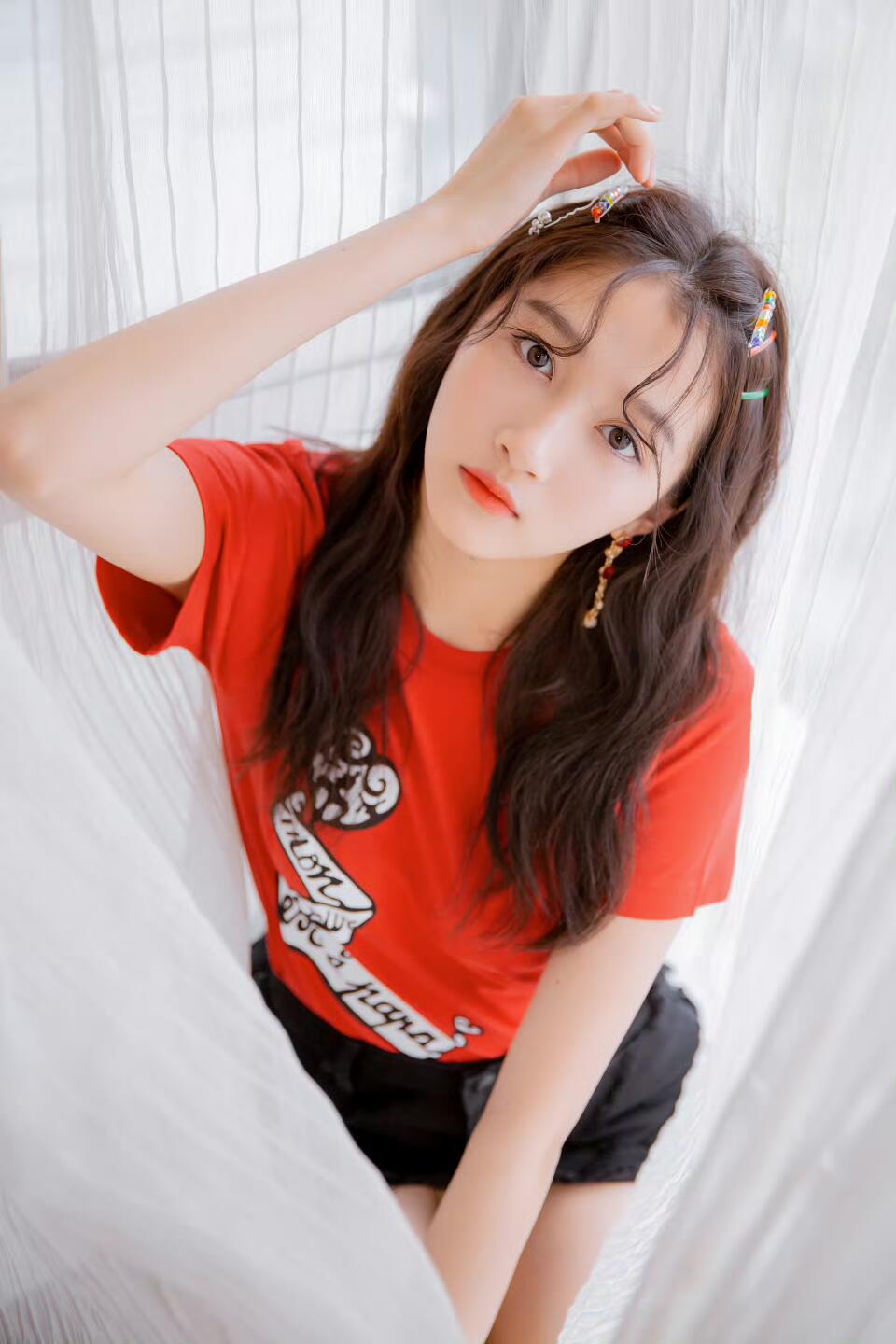 关晓彤——温婉迷人