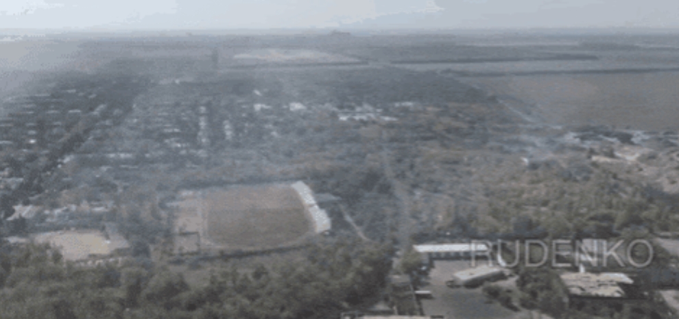 俄罗斯以雷霆之势挥出“三记重拳”，其精锐部队如猛兽下山，仅耗时18天便攻克了战略