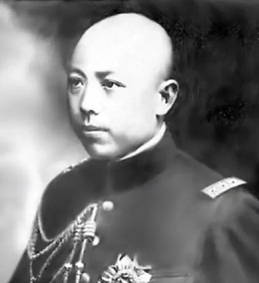 1927年5月23日，滇军首领唐继尧病死，临死前对龙云说：“你好自为之，好好维持